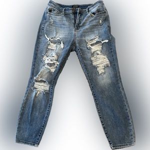 Judy Blue Boyfriend Fit Jeans